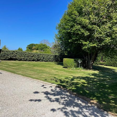 "La Revillaise" Proche Mer, Grand Jardin Clos, 2 A 5 Personnes-Adultes-Enfants- Réville Buitenkant foto