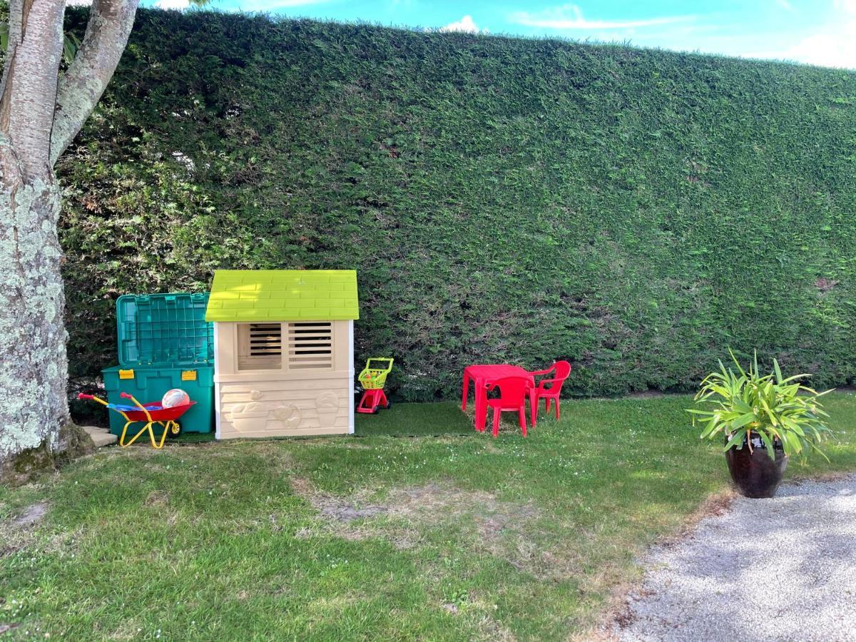"La Revillaise" Proche Mer, Grand Jardin Clos, 2 A 5 Personnes-Adultes-Enfants- Réville Buitenkant foto