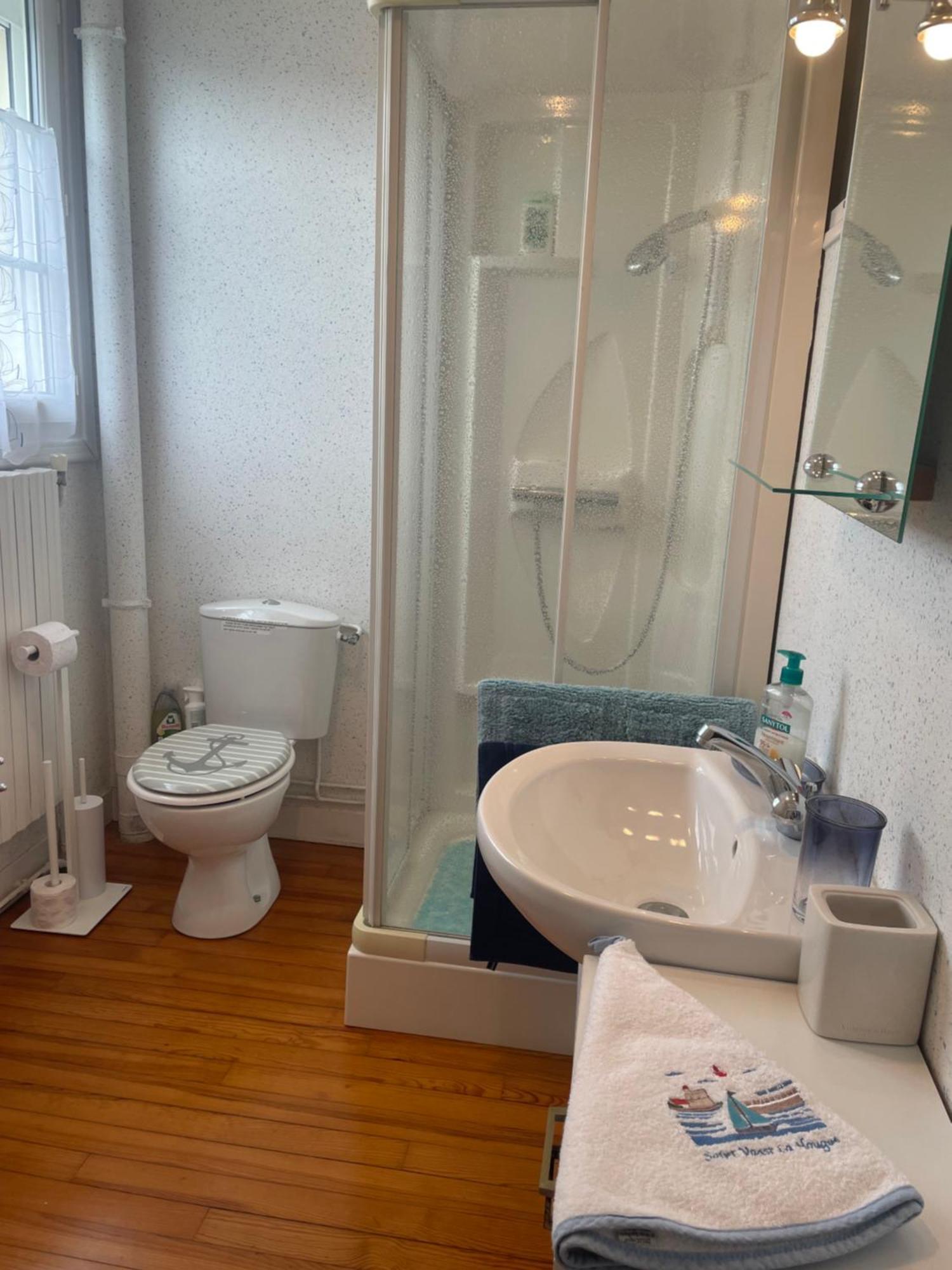"La Revillaise" Proche Mer, Grand Jardin Clos, 2 A 5 Personnes-Adultes-Enfants- Réville Buitenkant foto