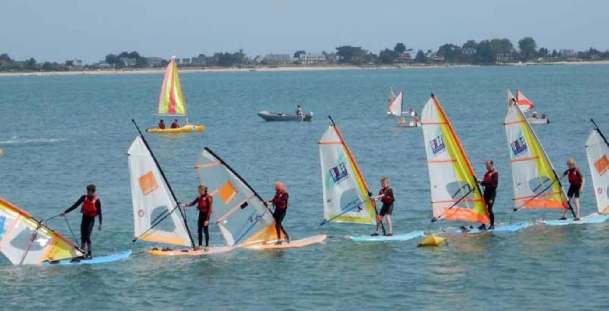 "La Revillaise" Proche Mer, Grand Jardin Clos, 2 A 5 Personnes-Adultes-Enfants- Réville Buitenkant foto
