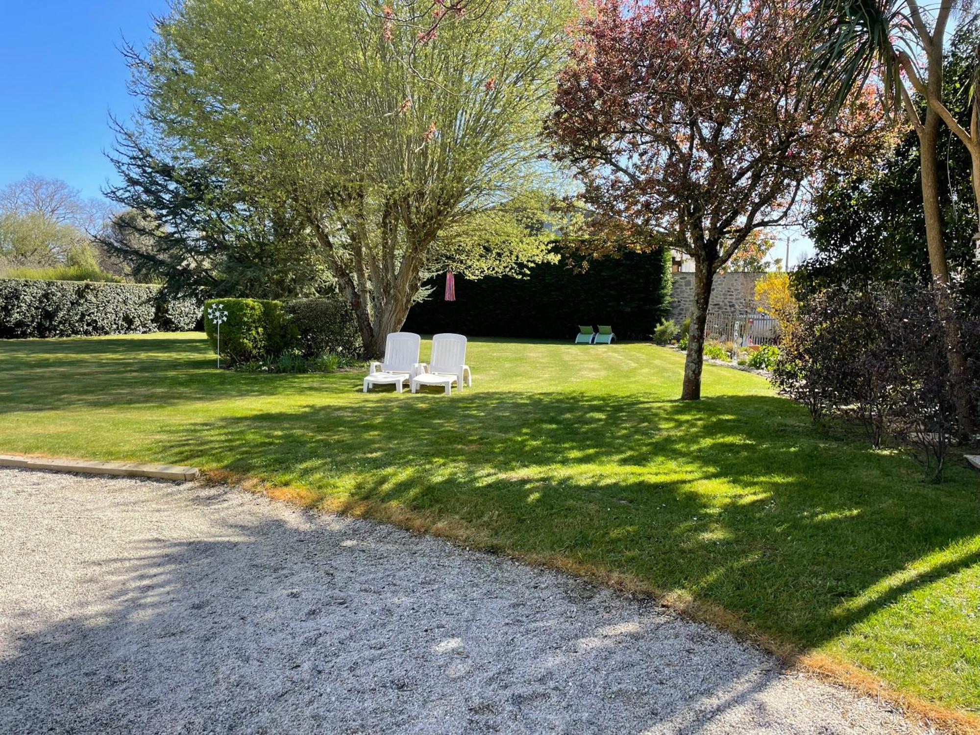 "La Revillaise" Proche Mer, Grand Jardin Clos, 2 A 5 Personnes-Adultes-Enfants- Réville Buitenkant foto